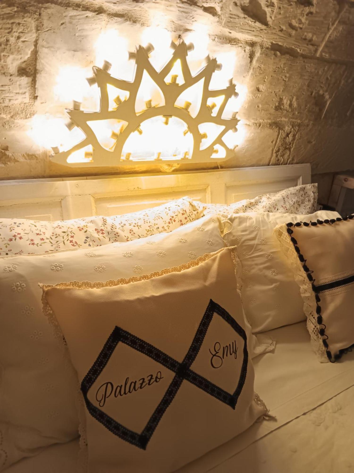 Palazzo Emy Bed & Breakfast Lecce Exterior photo
